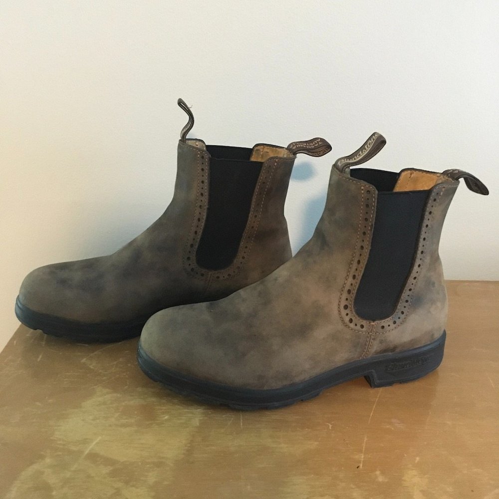 Blundstone Originals High Top Boots, Rustic Brown (Women's size 9.5)